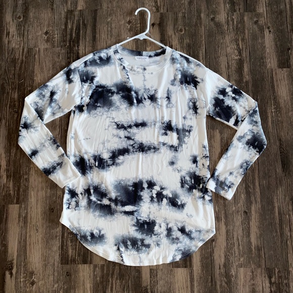 Tie-Dye Long Sleeve Top - Picture 2 of 5